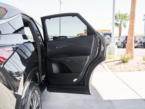 Used 2024 Lexus RX 350 w/ Convenience Package image 13