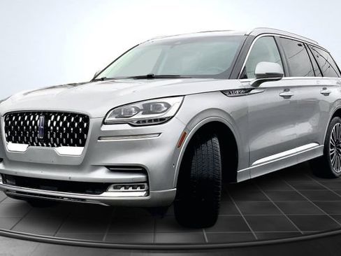 Used 2020 Lincoln Aviator Black Label w/ Dynamic Handling Package image 3