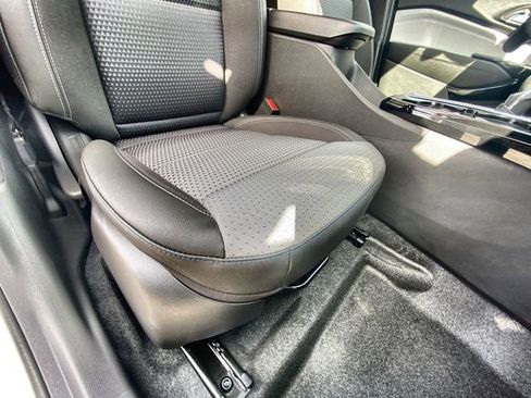 New 2026 Chevrolet Trax LT FWD image 39