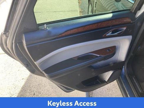 Used 2011 Cadillac SRX Luxury AWD/4WD image 30