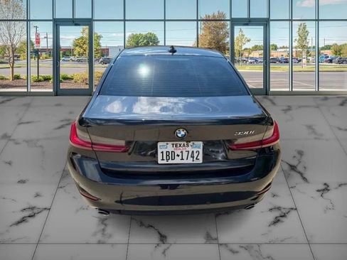 Used 2022 BMW 330i Sedan w/ Driving Assistance Package image 5