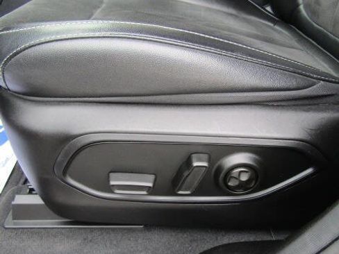 Used 2024 Jeep Grand Cherokee Altitude AWD/4WD image 17