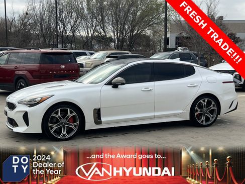 Used 2019 Kia Stinger GT2 image 6