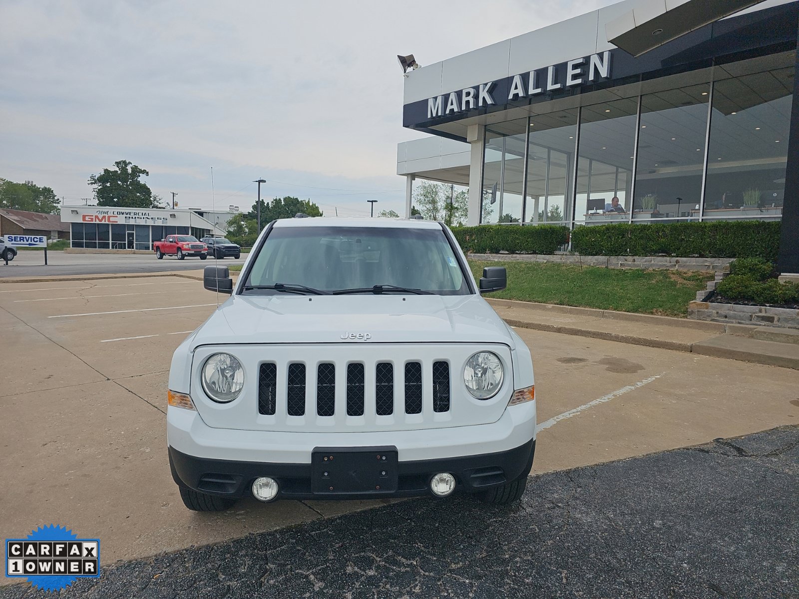 Used 2016 Jeep Patriot Latitude AWD/4WD image 11