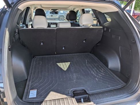 Used 2024 Hyundai Tucson Limited image 6