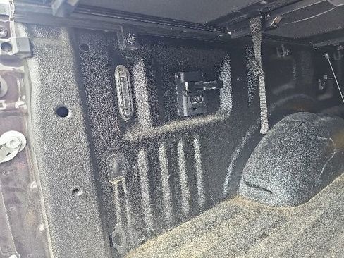 Used 2020 Ford F150 Lariat w/ Equipment Group 502A Luxury AWD/4WD image 12