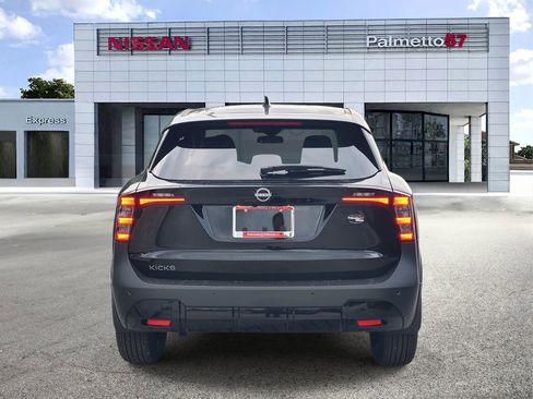 New 2026 Nissan Kicks SV w/ Charging Package image 4