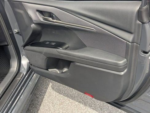 Used 2026 Toyota Camry SE w/ Convenience Package image 13