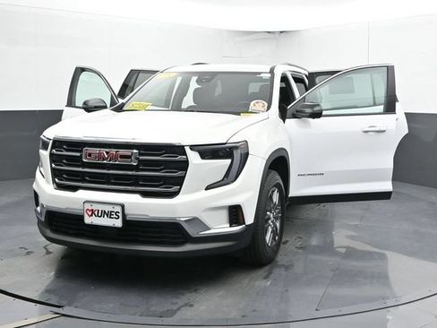 Used 2025 GMC Acadia Elevation FWD image 52