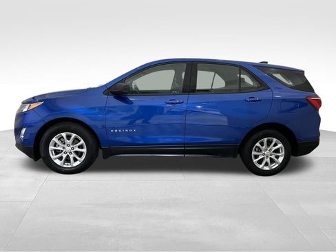 Used 2019 Chevrolet Equinox LS w/ LPO, Floor Liner Package image 2
