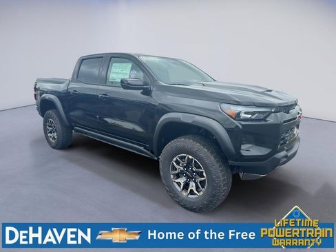 New 2026 Chevrolet Colorado ZR2 w/ Technology Package AWD/4WD image 7