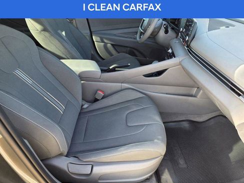 Certified 2025 Hyundai Elantra Sport FWD image 15