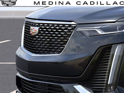 New 2025 Cadillac XT6 Premium Luxury image 14