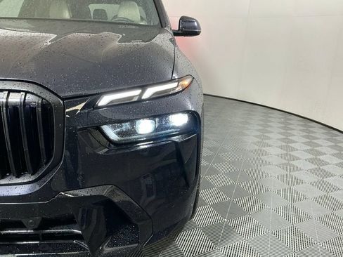 Certified 2026 BMW X7 xDrive40i w/ M Sport Package AWD/4WD image 8