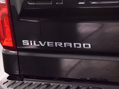 Used 2022 Chevrolet Silverado 1500 RST w/ Z71 Off-Road Package AWD/4WD image 13