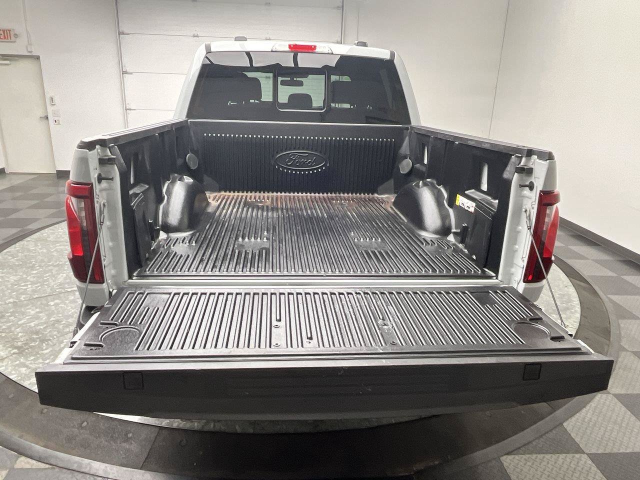 Certified 2024 Ford F150 XLT w/ Equipment Group 302A MID AWD/4WD image 33