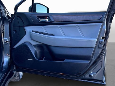 Used 2019 Subaru Outback 3.6R Limited w/ Popular Package #2 image 18