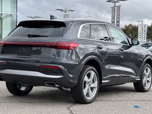 New 2025 Audi Q5 Premium Plus image 4