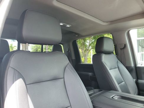 Used 2021 GMC Sierra 2500 SLT w/ SLT Premium Package AWD/4WD image 23
