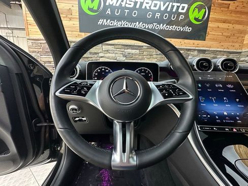 Used 2023 Mercedes-Benz GLC 300 GLC 300 image 17