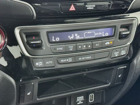 Certified 2019 Honda Passport Touring image 16