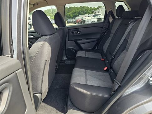 Used 2026 Nissan Rogue SV FWD image 68