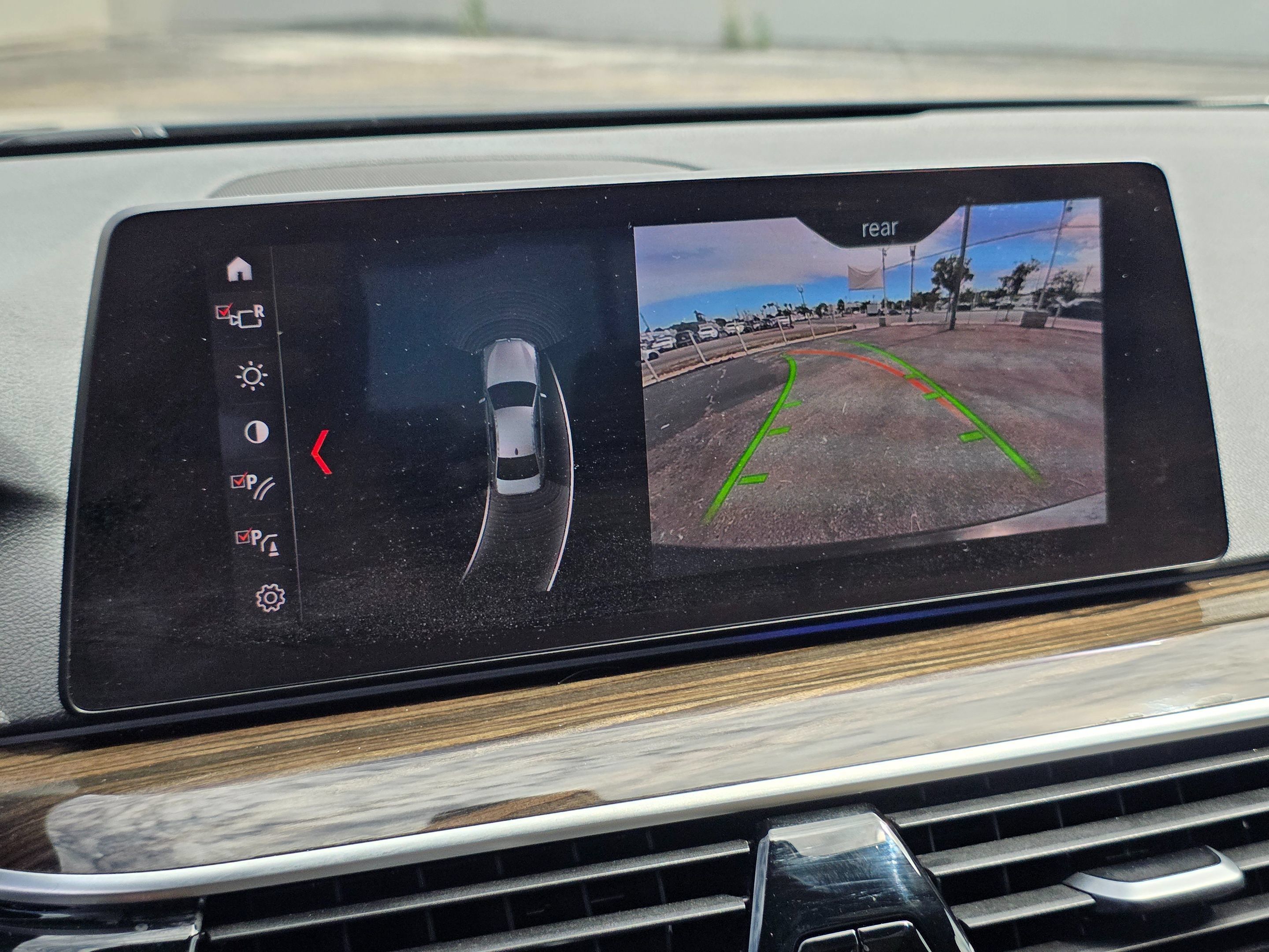 Used 2019 BMW 540i w/ Convenience Package RWD image 37