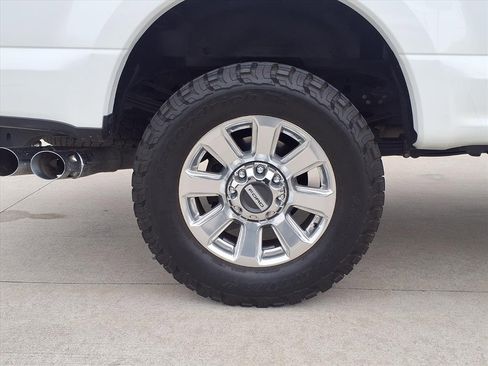 Used 2022 Ford F350 Platinum w/ FX4 Off-Road Package image 10