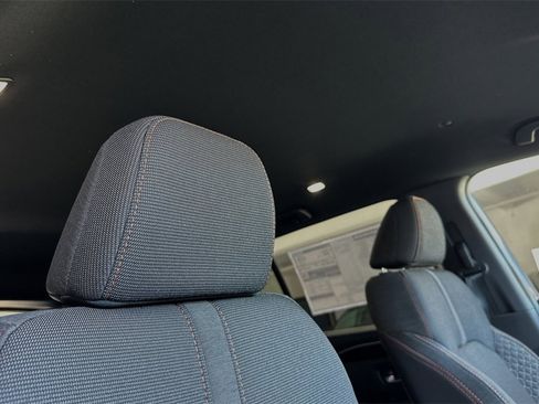 New 2025 Honda Pilot Sport image 17