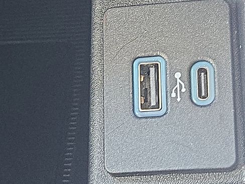 Certified 2024 Ford Edge SEL w/ Convenience Package image 20