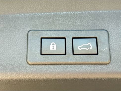 Used 2023 Subaru Ascent Limited image 33