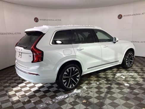 New 2026 Volvo XC90 T8 Ultra w/ Protection Package Premier image 5