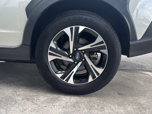 Used 2024 Subaru Crosstrek 2.0i Premium AWD/4WD image 40