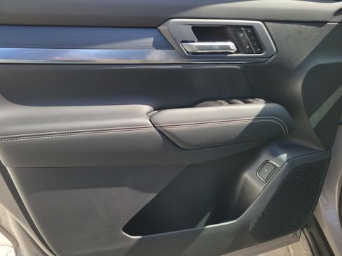 New 2026 GMC Terrain Elevation w/ Elevation Premium Package FWD image 18