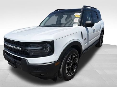 Used 2025 Ford Bronco Sport Outer Banks w/ Outer Banks Tech Package+ AWD/4WD image 5