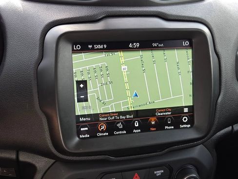 Certified 2022 Jeep Renegade Latitude w/ Convenience Group AWD/4WD image 23