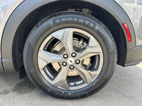 Used 2021 Ford Mustang Mach-E Select RWD image 14