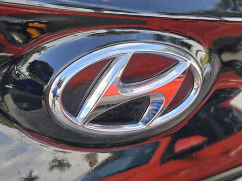 Used 2023 Hyundai Kona SEL w/ Convenience Package image 11