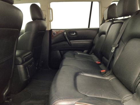 Used 2018 Nissan Armada SL image 18