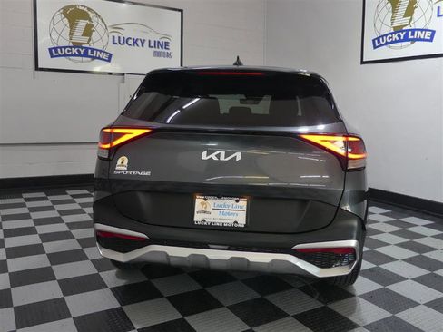 Used 2024 Kia Sportage LX FWD image 8