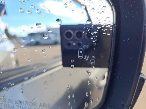 New 2026 Subaru Solterra image 14