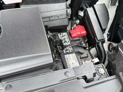 Used 2024 Nissan Murano SV FWD image 34