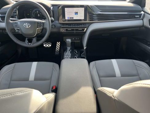 Used 2026 Toyota Camry SE w/ Convenience Package AWD/4WD image 14