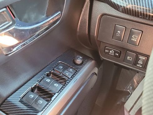 Used 2020 Toyota Tacoma Limited AWD/4WD image 21