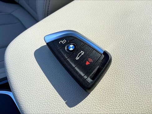 Used 2024 BMW X3 xDrive30i w/ Premium Package AWD/4WD image 10