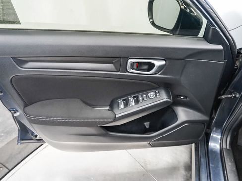 Used 2023 Honda Civic Sport image 21