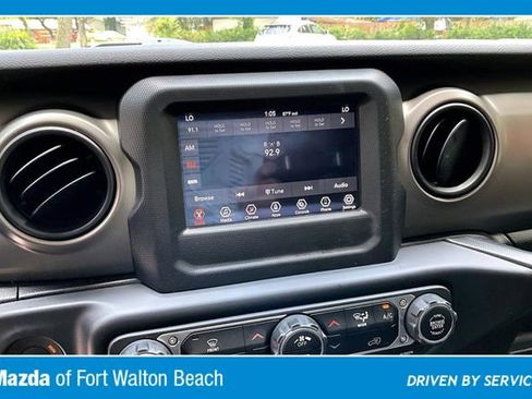 Used 2021 Jeep Wrangler Sport AWD/4WD image 8