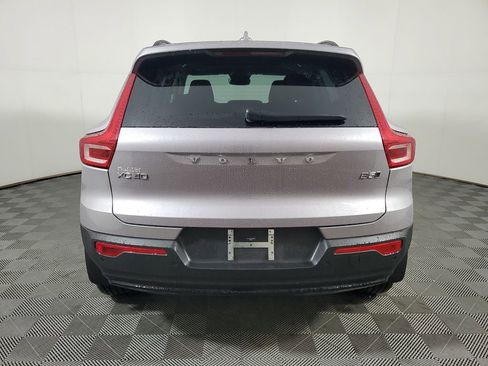 Used 2026 Volvo XC40 B5 Ultra w/ Protection Package Premier image 7