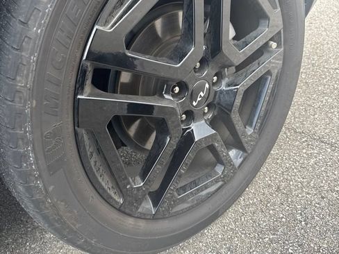 Certified 2024 Kia Telluride EX X-Line AWD/4WD image 9