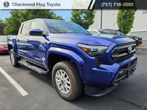 Used 2024 Toyota Tacoma SR5 AWD/4WD image 3